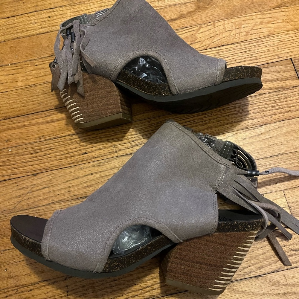 OBT Sandal Booties Grey Leather Size 6